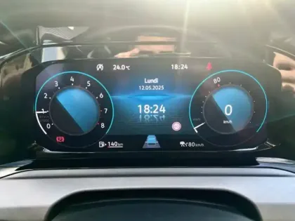 Photo 10 Volkswagen Golf  1.0 TSI OPF 110 BVM6