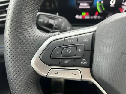 Photo 15 Volkswagen Tiguan  1.5 eHybrid 204ch DSG6