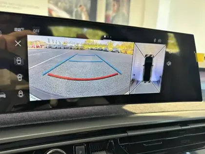 Photo 34 Peugeot 3008  Hybrid 145 e-DCS6