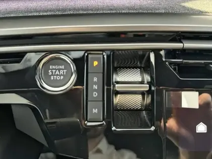 Photo 33 Peugeot 3008  Hybrid 145 e-DCS6