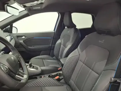 Photo 82 Renault Captur  E-Tech full hybrid 160 ch