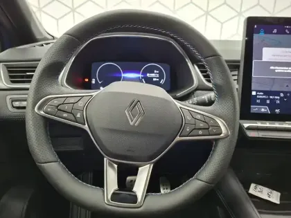 Photo 86 Renault Captur  E-Tech full hybrid 160 ch