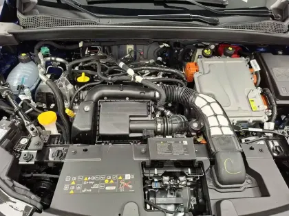 Photo 93 Renault Captur  E-Tech full hybrid 160 ch