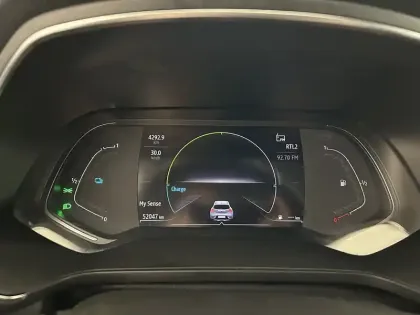 Photo 127 Renault Captur  E-Tech 145 - 21