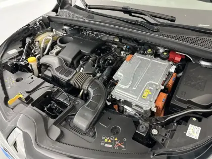 Photo 59 Renault Captur  E-Tech 145 - 21