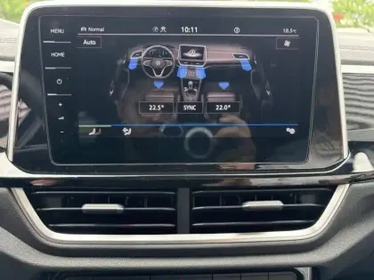 Photo 22 Volkswagen T-roc  1.5 TSI EVO2 150 Start/Stop DSG7