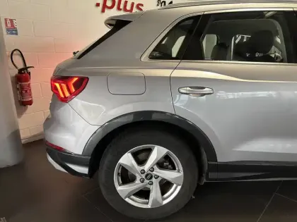 Photo 40 Audi Q3  40 TFSI 190 ch S tronic 7 Quattro