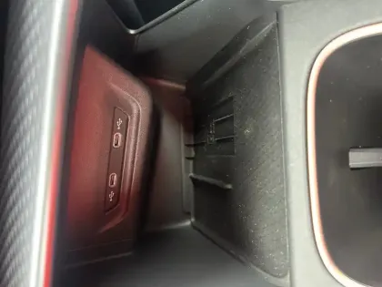 Photo 17 Cupra Terramar  1.5 eHybrid 204 ch DSG6