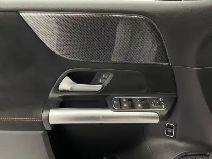 Photo 48 Mercedes Classe B  200 d 8G-DCT