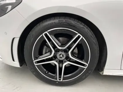 Photo 42 Mercedes Classe B  200 d 8G-DCT