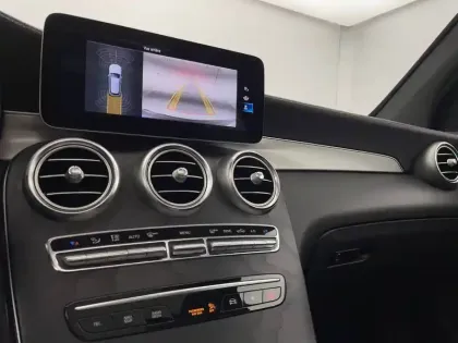 Photo 28 Mercedes Classe GLC GLC 200 d 9G-Tronic