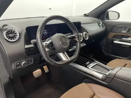 Photo 49 Mercedes GLA  200 d 8G-DCT