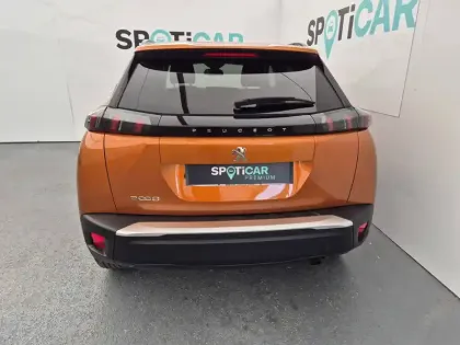 Photo 19 Peugeot 2008  PureTech 100 S&S BVM6