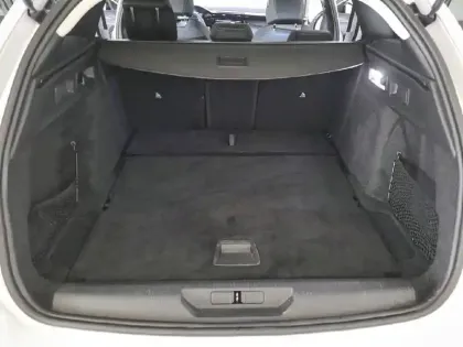 Photo 5 Peugeot 308  SW BlueHDi 130ch S&S EAT8