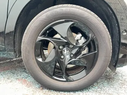 Photo 22 Alfa Romeo Junior  1.2 Ibrida 136 ch eDCT6