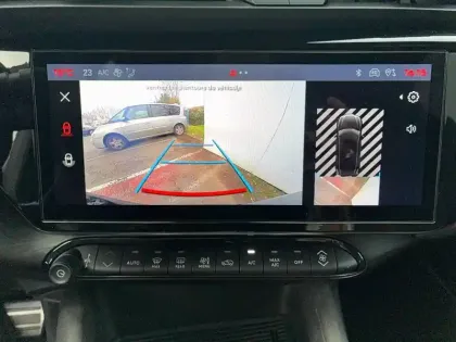 Photo 13 Alfa Romeo Junior  1.2 Ibrida 136 ch eDCT6