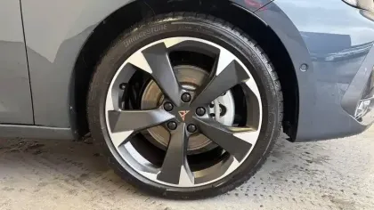 Photo 5 Cupra Leon  eHybrid 204 ch DSG6