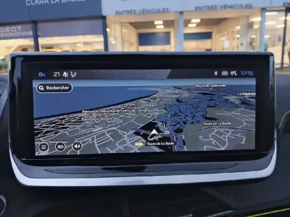 Photo 34 Peugeot 208  Hybrid 110 e-DCS6