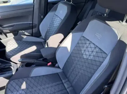 Photo 8 Volkswagen Polo Gén. VI Ph2 Evo R-Line 5