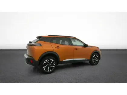 Photo 70 Peugeot 2008  PureTech 130 S&S BVM6