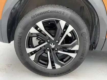 Photo 18 Peugeot 2008  PureTech 130 S&S BVM6