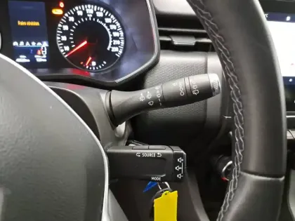 Photo 28 Renault Clio  Blue dCi 85