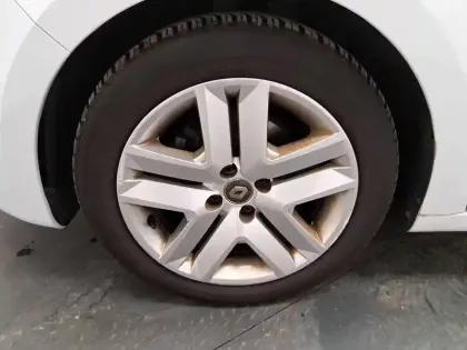 Photo 15 Renault Clio  Blue dCi 85