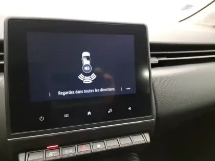 Photo 37 Renault Clio  Blue dCi 85