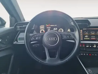 Photo 26 Audi A3  Berline 30 TFSI 110