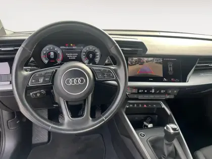 Photo 11 Audi A3  Berline 30 TFSI 110