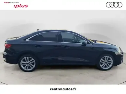 Photo 20 Audi A3  Berline 30 TFSI 110