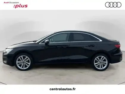 Photo 1 Audi A3  Berline 30 TFSI 110