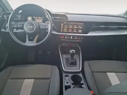 Photo 29 Audi A3  Berline 30 TFSI 110