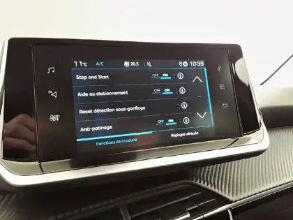 Photo 19 Peugeot 208  PureTech 100 S&S BVM6