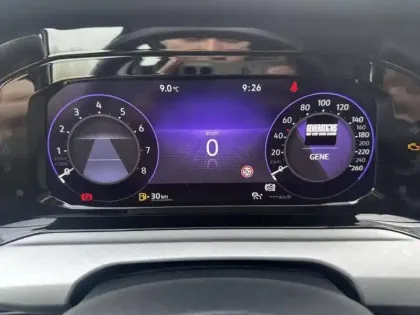 Photo 51 Volkswagen Golf  1.0 TSI OPF 110 BVM6