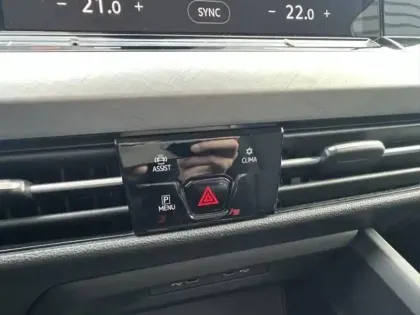 Photo 32 Volkswagen Golf  1.0 TSI OPF 110 BVM6