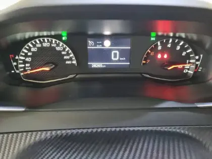 Photo 63 Peugeot 208  PureTech 75 S&S BVM5