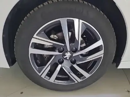 Photo 66 Peugeot 208  PureTech 75 S&S BVM5