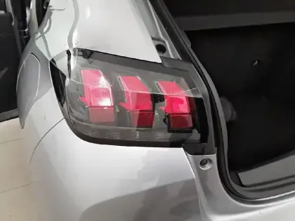 Photo 16 Peugeot 208  PureTech 75 S&S BVM5