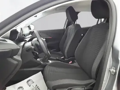 Photo 10 Peugeot 208  PureTech 75 S&S BVM5