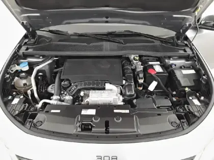 Photo 19 Peugeot 308  PureTech 130ch S&S EAT8