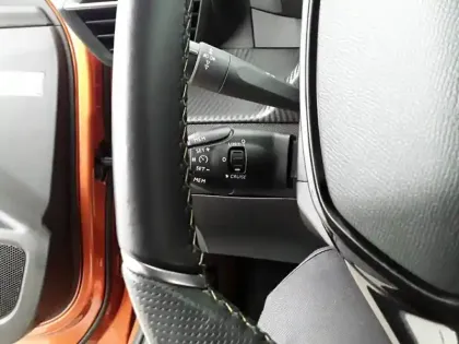 Photo 22 Peugeot 2008  PureTech 130 S&S BVM6