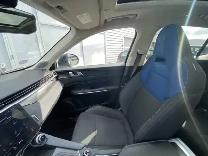 Photo 17 Lynk&co Lynk&co 01 Gén. I Ph1 Base 5