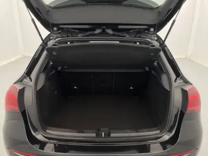 Photo 29 Mercedes Classe A  180 d 8G-DCT