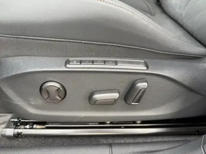 Photo 20 Cupra Terramar  1.5 eTSI Hybrid 150 ch DSG7