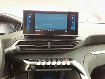 Photo 14 Peugeot 3008  PureTech 130ch S&S BVM6