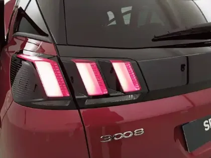 Photo 16 Peugeot 3008  PureTech 130ch S&S BVM6