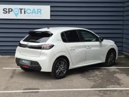 Photo 3 Peugeot 208  e- 136ch Style