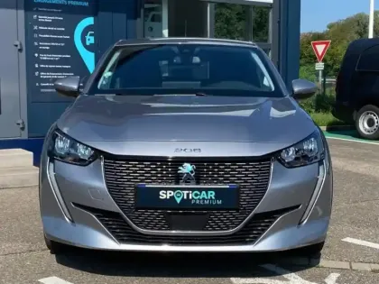 Photo 1 Peugeot 208  e- 136ch Allure Pack