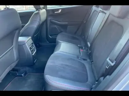 Photo 10 Ford Kuga  2.5 Duratec 180ch Hybrid FlexiFuel ST-Line X Powershift